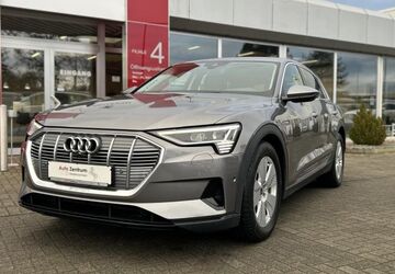 Audi e-tron 59.850 km 31.970 &euro; Helmstedt 38350
