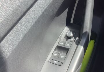 VW T-Cross 25.500 km 22.000 &euro; Wolfsburg 38446