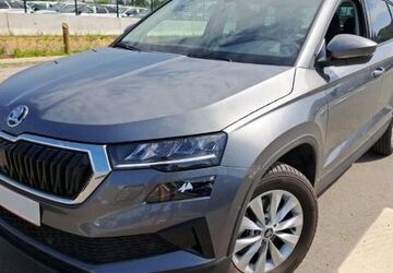 Skoda Karoq 2.539 km 28.690 &euro; Wolfsburg 38440