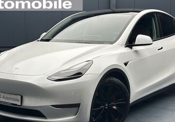 Tesla Model Y 44.000 km 39.970 &euro; Helmstedt 38350
