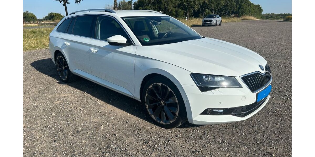 Skoda Superb 142.000 km 16.000 &euro; Cremlingen 38162