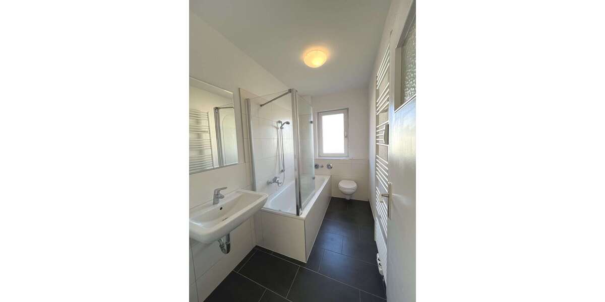 Etagenwohnung Wolfsburg Alt-Wolfsburg - 3 Zimmer, 65 m&sup2;, 586&euro; | Angebot:25887966