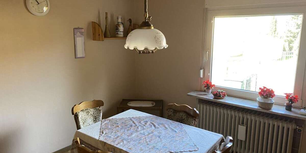Etagenwohnung Helmstedt - 3 Zimmer, 77 m&sup2;, 550&euro; | Angebot:27003992