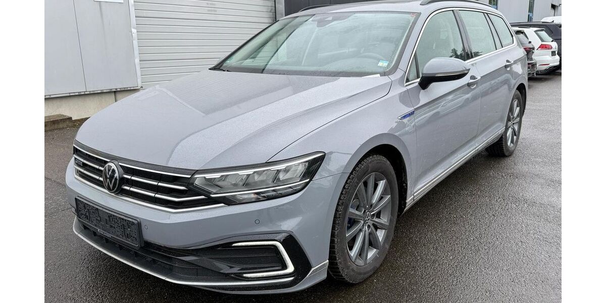 VW Passat Variant 131.072 km 17.990 &euro; Braunschweig 38122