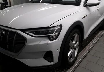 Audi e-tron 55.000 km 29.570 &euro; Helmstedt 38350