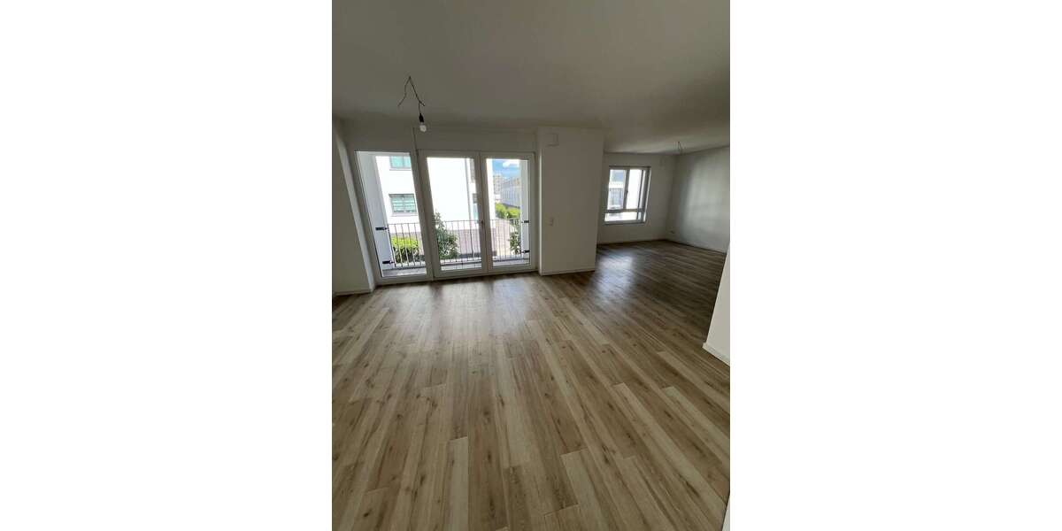 Etagenwohnung Wolfsburg - 3 Zimmer, 106 m&sup2;, 1.150&euro; | Angebot:27034473