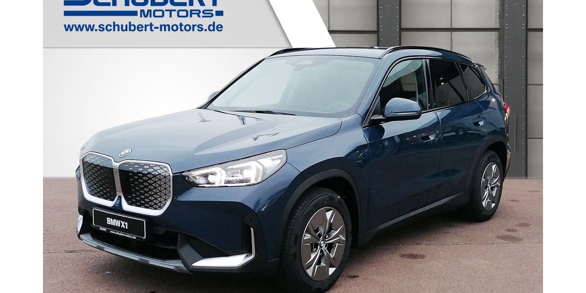 BMW iX1 3.696 km 40.990 &euro; Wolfsburg 38448