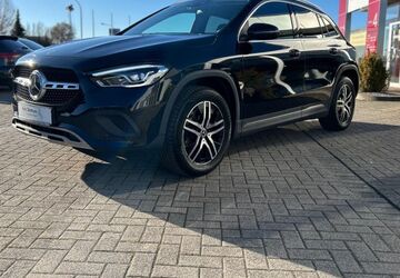 Mercedes-Benz GLA 250 109.656 km 25.470 &euro; Helmstedt 38350