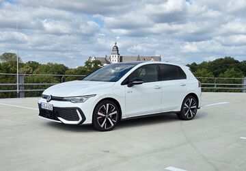 VW Golf 14.000 km 36.100 &euro; Wolfsburg 38440