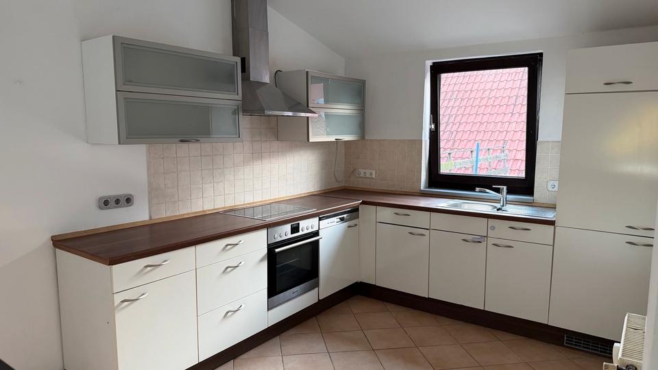 Etagenwohnung Wasbüttel - 5 Zimmer, 120 m&sup2;, 850&euro; | Angebot:27605786
