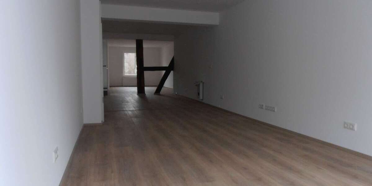 Etagenwohnung Gifhorn - 4 Zimmer, 141 m&sup2;, 1.100&euro; | Angebot:26943597