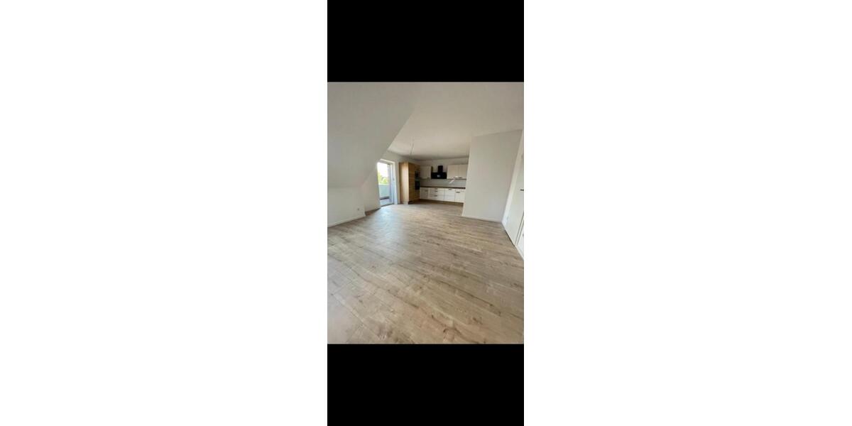 Etagenwohnung Oebisfelde-Weferlingen Weferlingen - 4 Zimmer, 95 m&sup2;, 990&euro; | Angebot:27627794