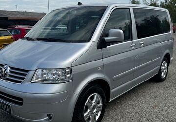 VW T5 Transporter 271.900 km 7.800 &euro; Weferlingen 39356
