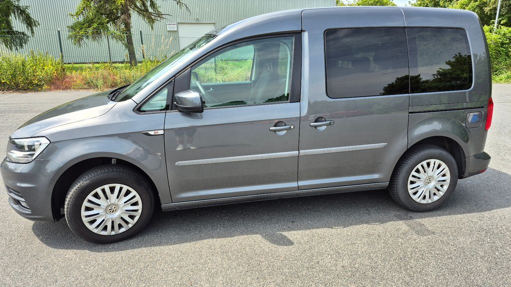 VW Caddy 112.097 km 13.500 &euro; Königslutter am Elm 38154