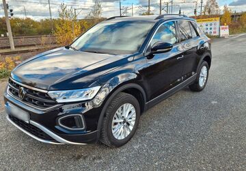 VW T-Roc 44.000 km 22.900 &euro; Wolfsburg 38444