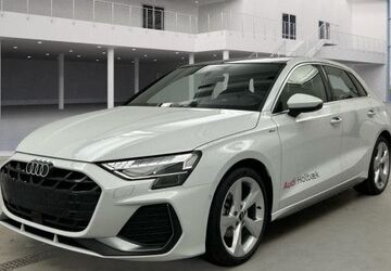 Audi A3 5.235 km 32.990 &euro; Wolfsburg 38440