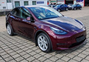 Tesla Model Y 51.780 km 38.970 &euro; Braunschweig 38112