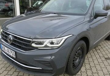 VW Tiguan 64.500 km 25.990 &euro; Wolfsburg 38448