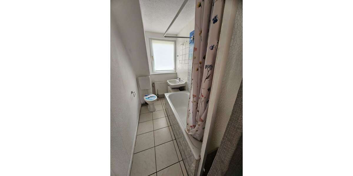 Etagenwohnung Helmstedt - 3 Zimmer, 60 m&sup2;, 550&euro; | Angebot:27314506